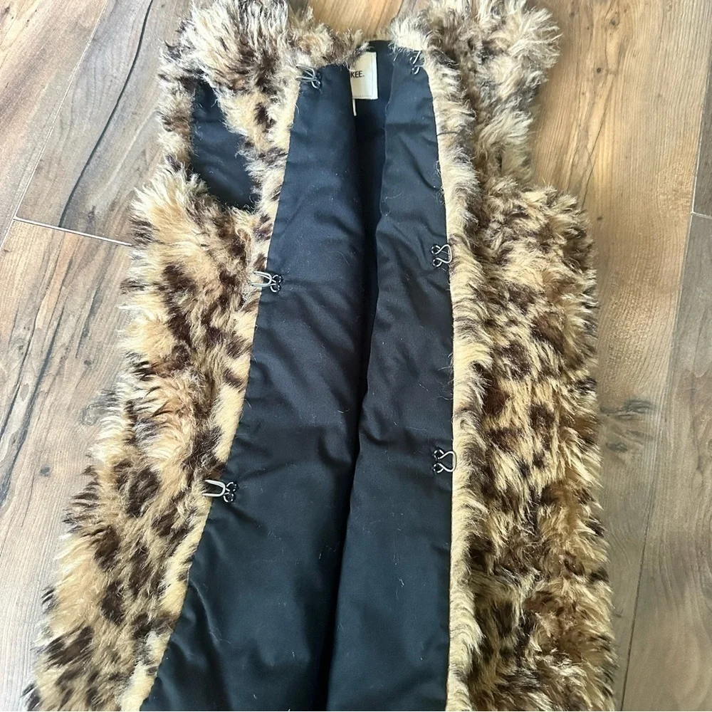 Cherokee | Girls Animal Print Faux Fur Vest | S/P - Picture 6 of 12